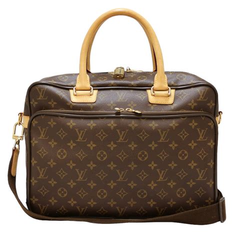 sac louis vuitton toile monogram|louis vuitton coussin bag.